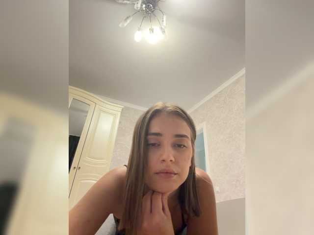 Katya182 live cam on BongaCams