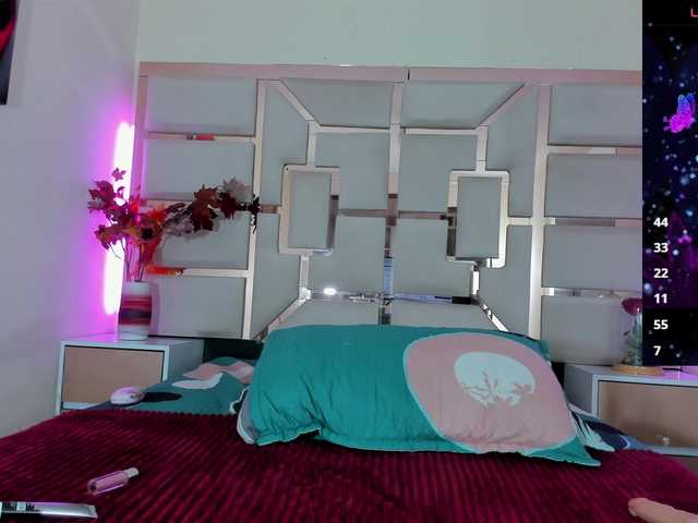 marali-soto live cam on BongaCams
