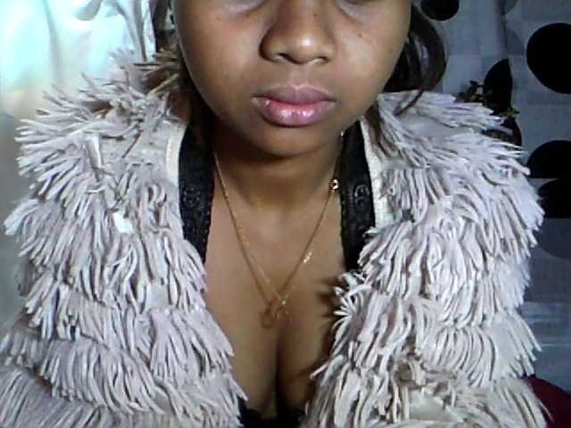 HotGirlsX live cam on BongaCams