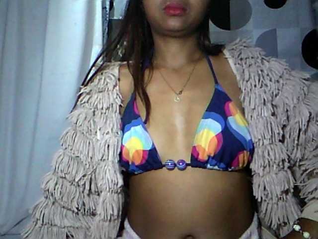 HotGirlsX live cam preview