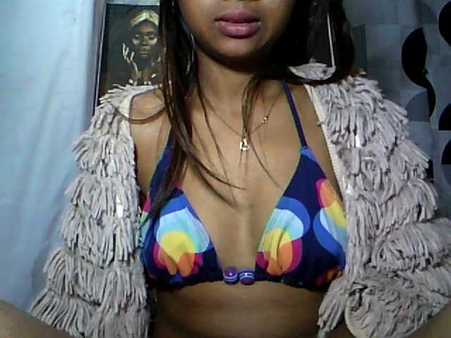 HotGirlsX live cam preview