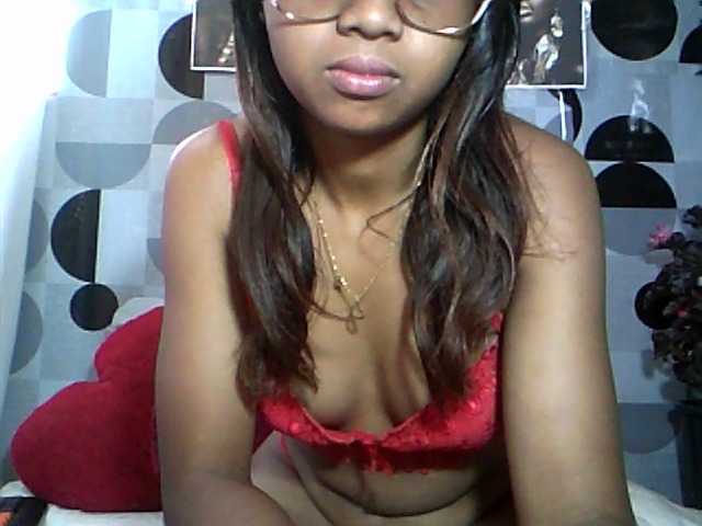 HotGirlsX live cam on BongaCams