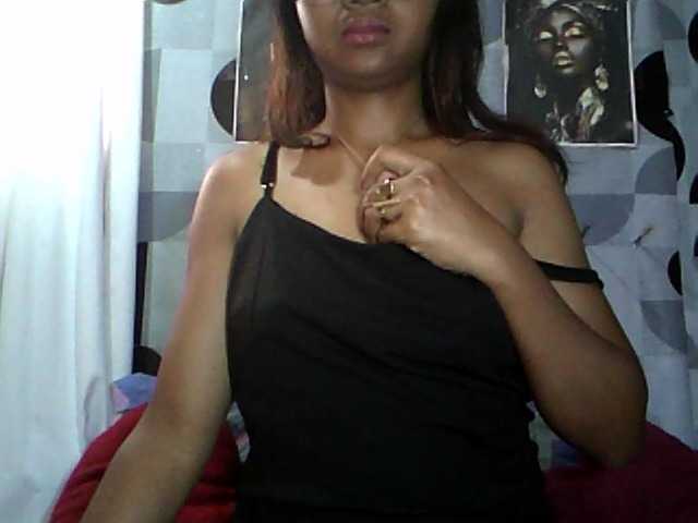 HotGirlsX live cam preview