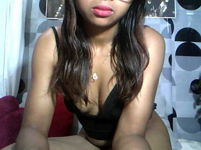 HotGirlsX webcam bongacams model stream image