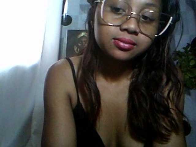 HotGirlsX webcam
