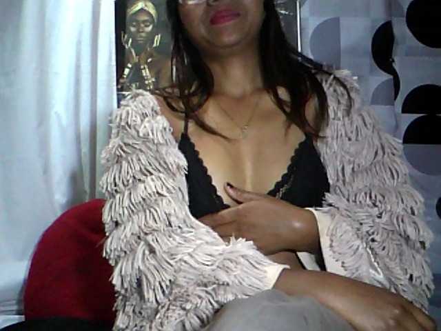 HotGirlsX live cam on BongaCams