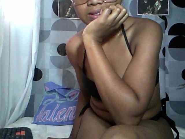HotGirlsX webcam