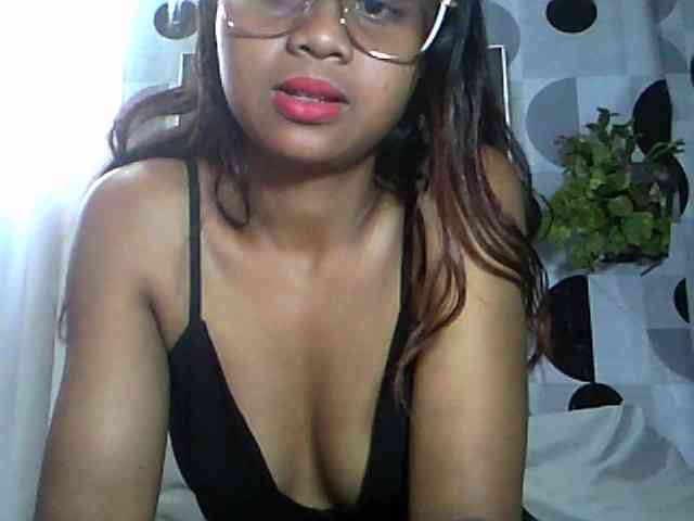 Modèle: HotGirlsX