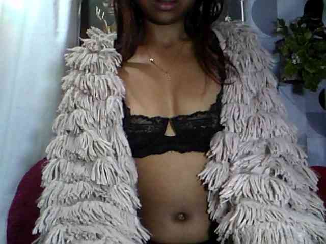 HotGirlsX Live Webcam on BongaCams