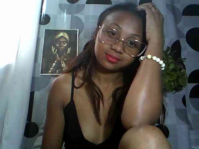 Model: HotGirlsX