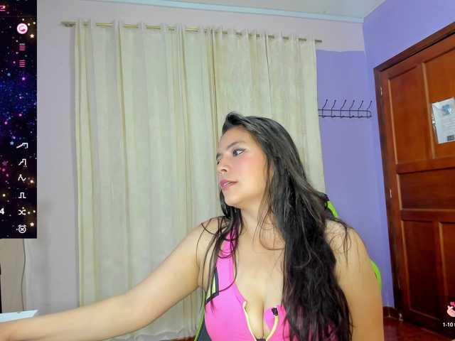 alma-alvaress live cam on BongaCams