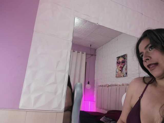 alma-alvaress live cam on BongaCams