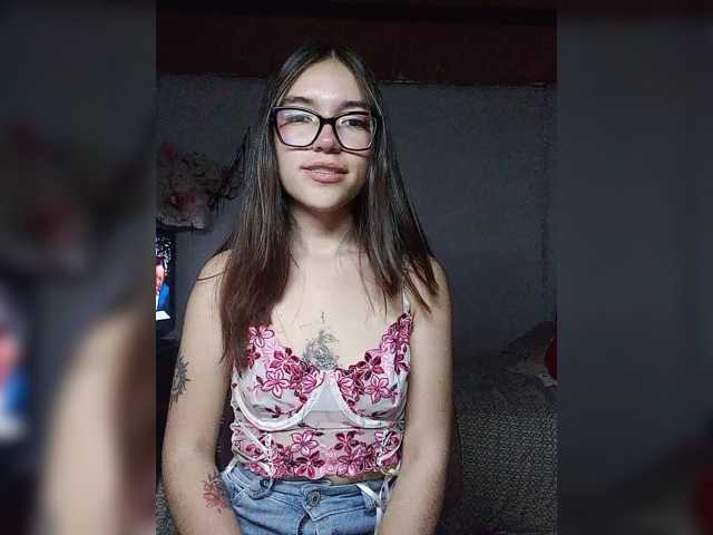 silentgirl live cam on BongaCams