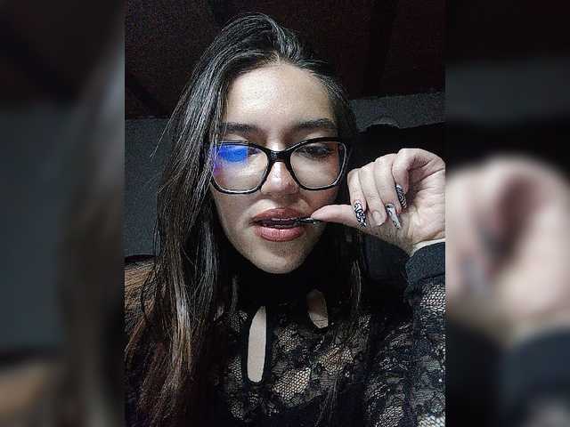 silentgirl live cam on BongaCams