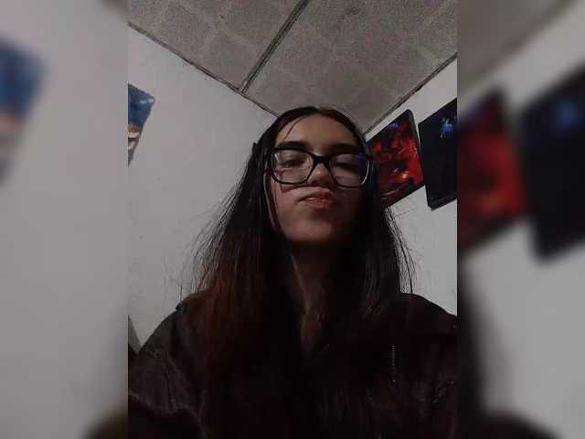 silentgirl live cam on BongaCams