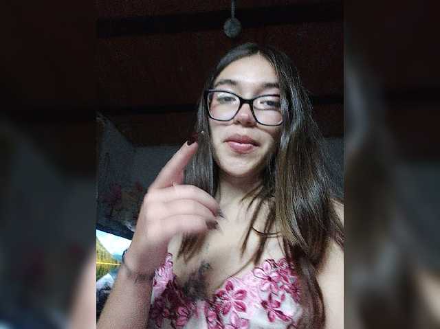 silentgirl live cam on BongaCams