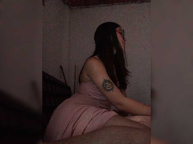 silentgirl live cam on BongaCams