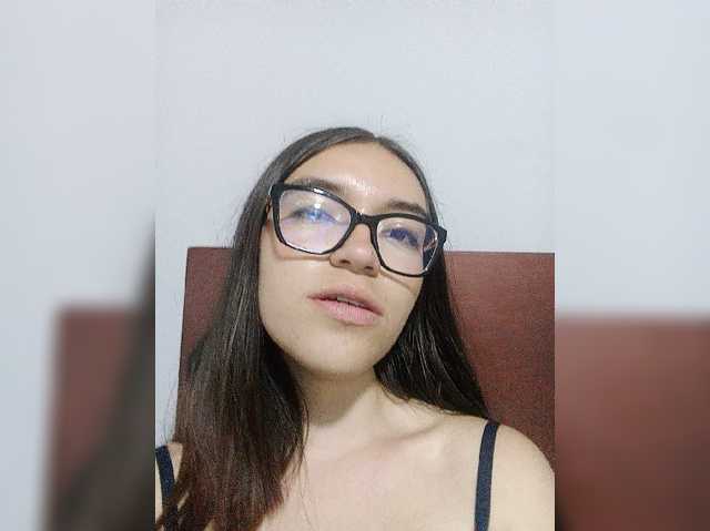 silentgirl live cam on BongaCams