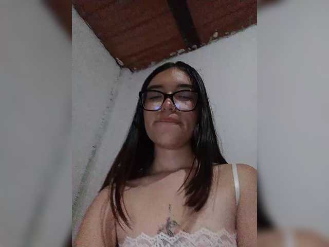silentgirl live cam on BongaCams