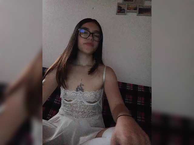 silentgirl live cam on BongaCams