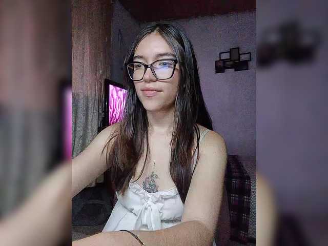 silentgirl live cam on BongaCams
