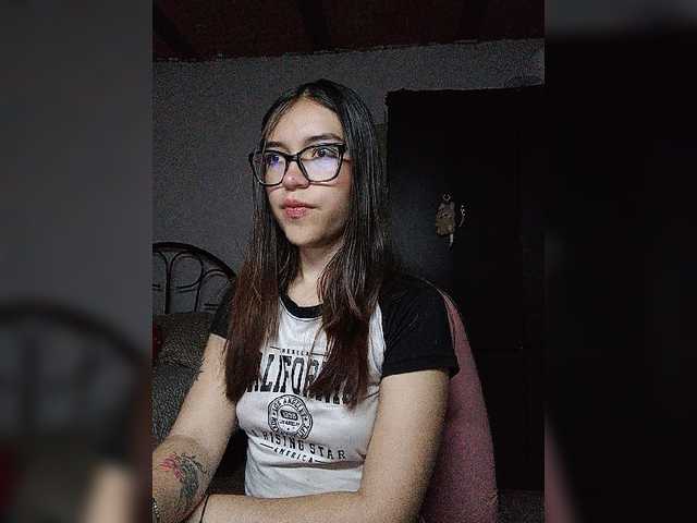 silentgirl live cam on BongaCams