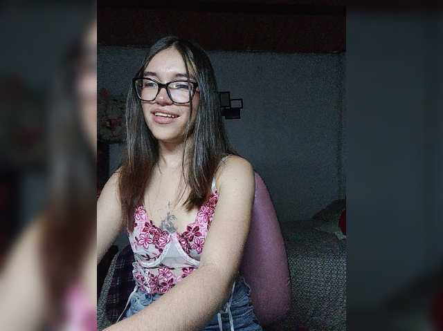 silentgirl live cam on BongaCams