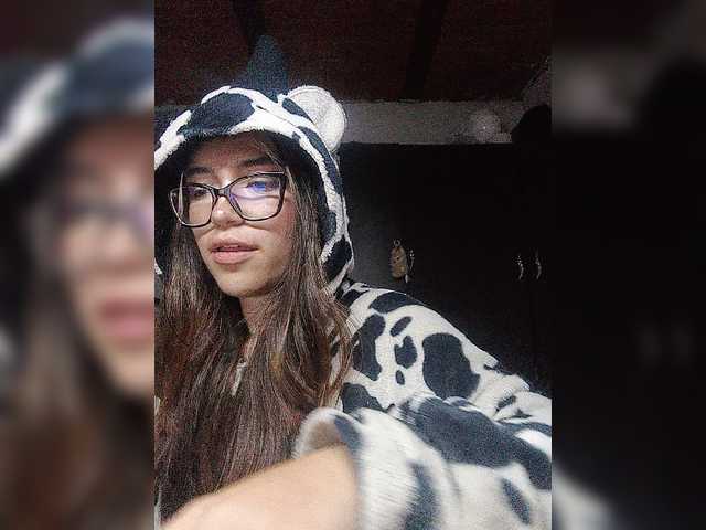 silentgirl live cam on BongaCams