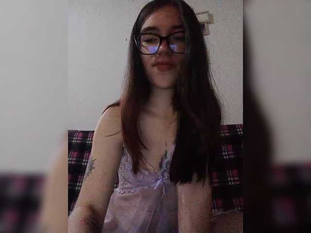 silentgirl live cam on BongaCams