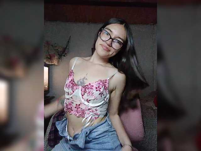 silentgirl live cam on BongaCams