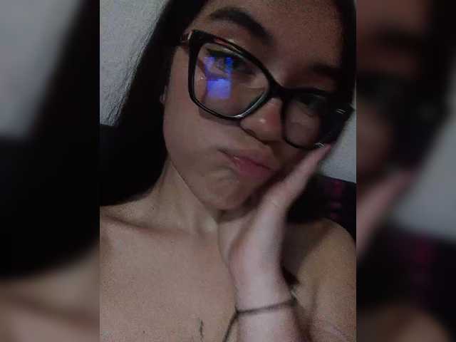silentgirl live cam on BongaCams