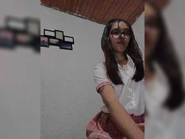 silentgirl live cam on BongaCams