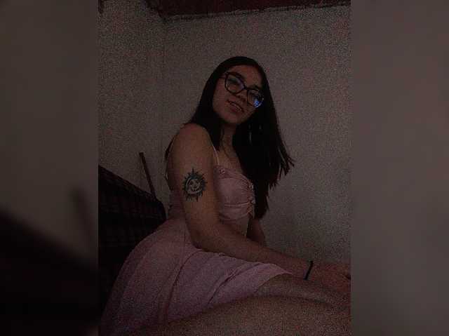 silentgirl live cam on BongaCams