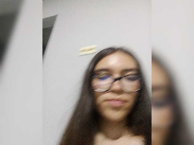 silentgirl live cam on BongaCams