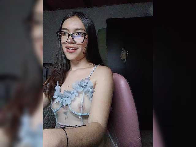 silentgirl live cam on BongaCams