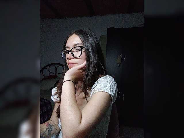 silentgirl live cam on BongaCams