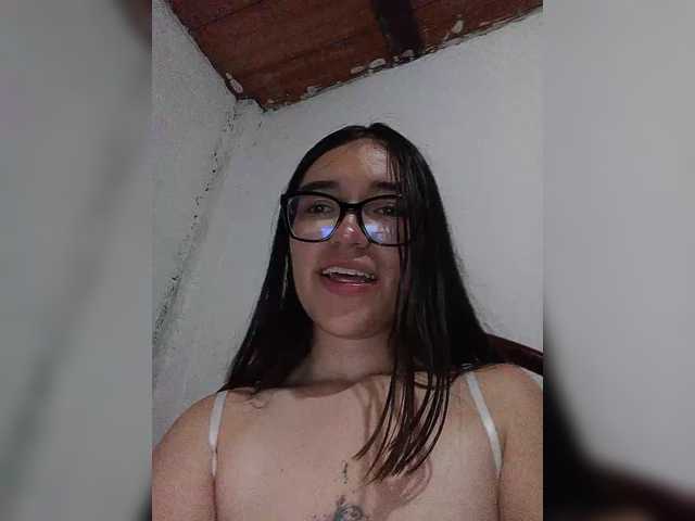 silentgirl live cam on BongaCams