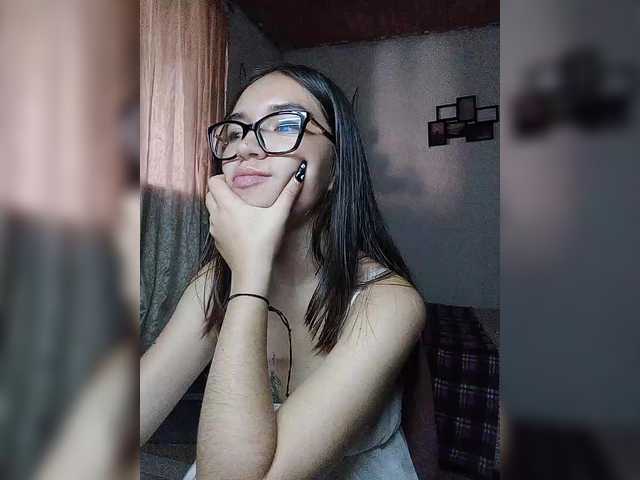 silentgirl live cam on BongaCams
