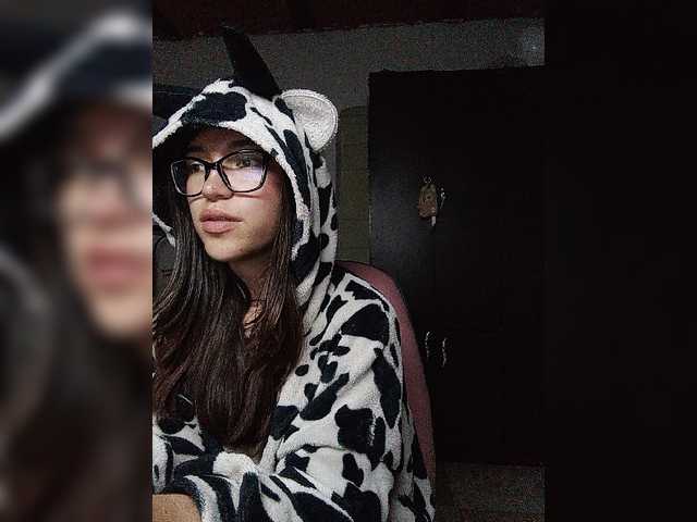 silentgirl live cam on BongaCams