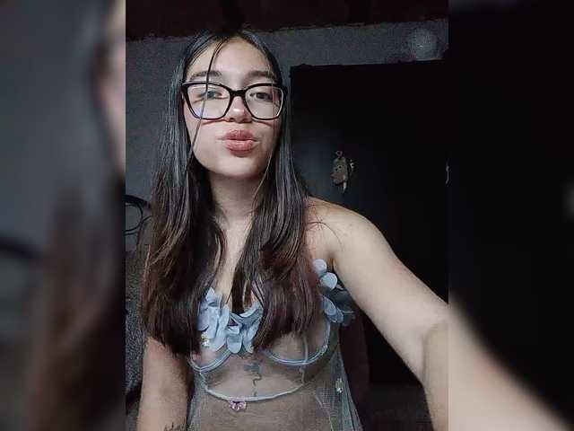 silentgirl live cam on BongaCams