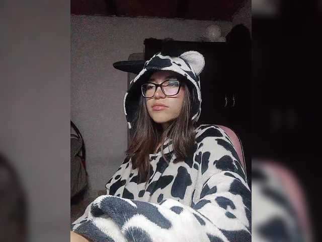 silentgirl live cam on BongaCams