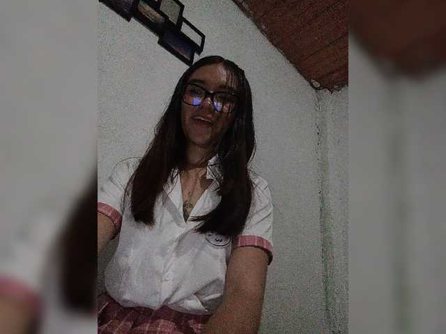 silentgirl live cam on BongaCams