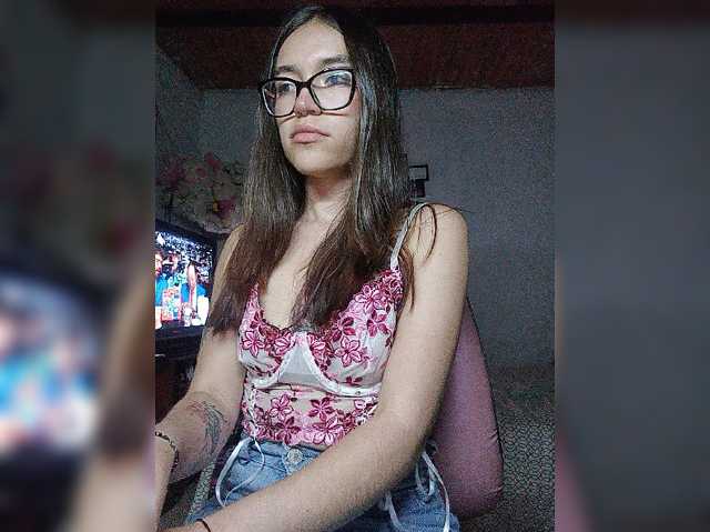 silentgirl live cam on BongaCams