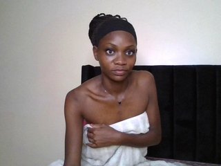 SexxyNaia Porn Show