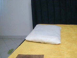 SexxyNaia Porn Show