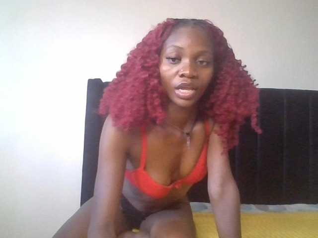 SexxyNaia live cam on BongaCams