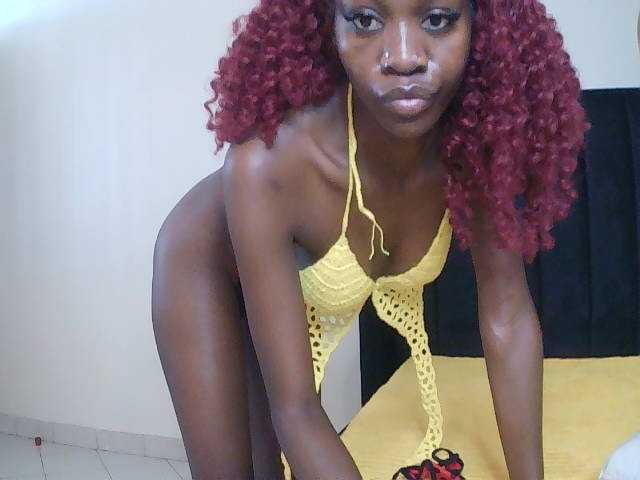 SexxyNaia live cam on BongaCams