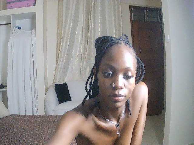 SexxyNaia live cam on BongaCams
