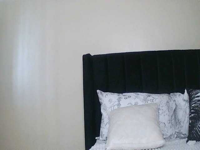 SexxyNaia live cam on BongaCams