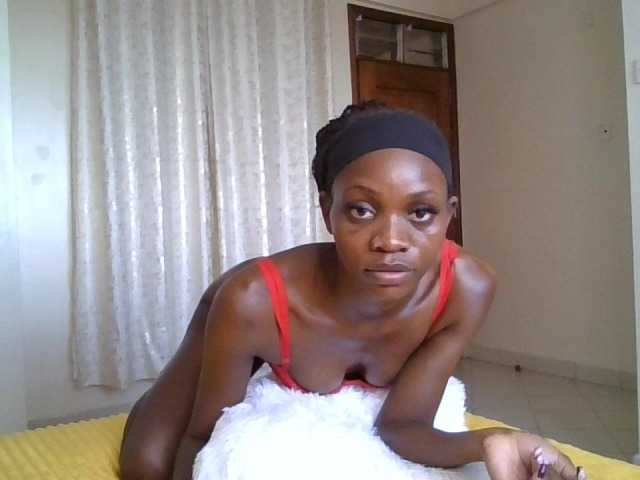 SexxyNaia live cam on BongaCams